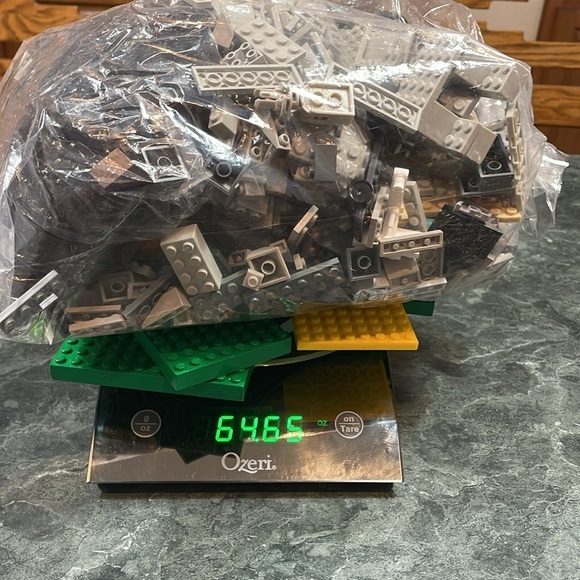 Mega Bloks Micro Bricks building bricks assorted colors.  Approx 4 lb - Picture 5 of 5